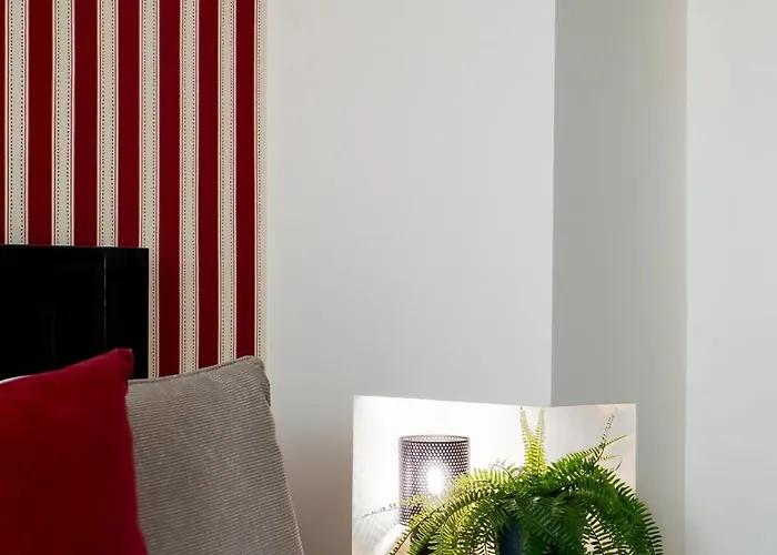Apartment Quirky Top-floor 1br Nest In The Historic Center Bucharest