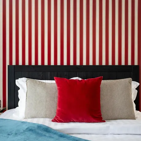 Apartament Quirky Top-floor 1br Nest In The Historic Center *