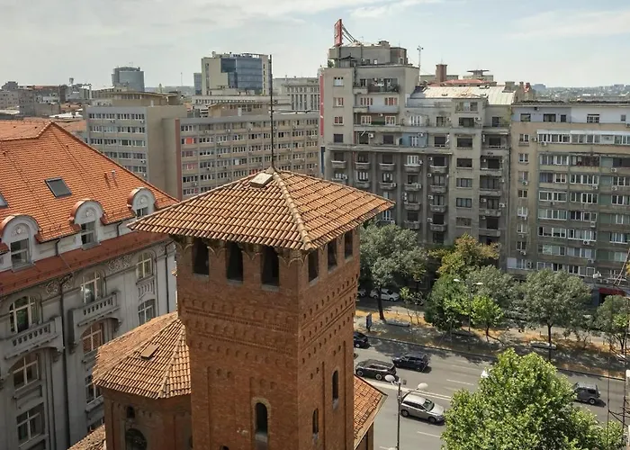 Lejlighed Quirky Top-floor 1br Nest In The Historic Center Bukarest