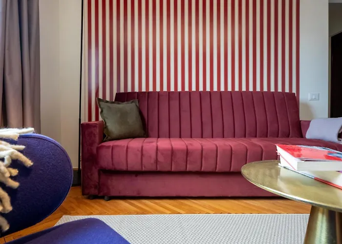 Quirky Top-floor 1br Nest In The Historic Center