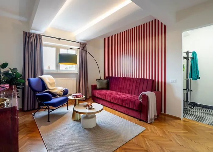 Apartament Quirky Top-floor 1br Nest In The Historic Center *