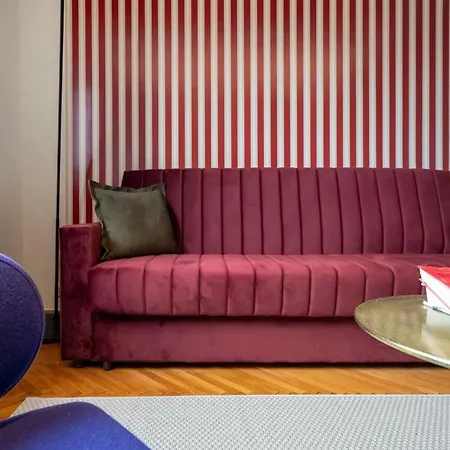 Quirky Top-floor 1br Nest In The Historic Center